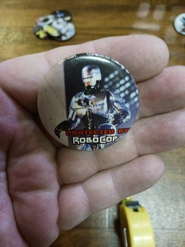 5 Vintage RoboCop Movie Promo Pinback Lapel Button - Picture 8 of 9
