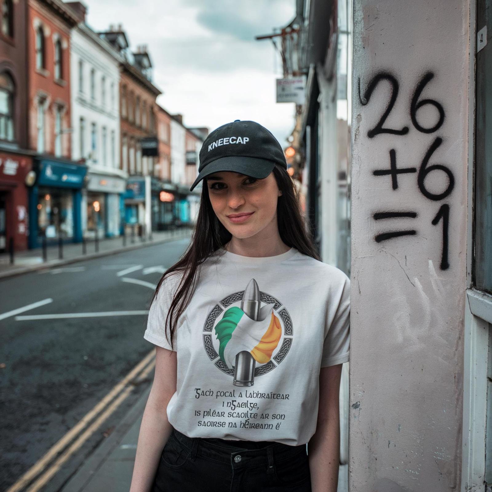 Kneecap   Every Word Of Irish Spoken as gaeilge Irish Language T Shirt Unisex FR