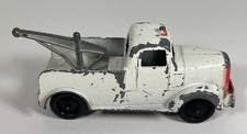 Vintage Tootsietoy White Mack Wrecker Tow Truck Diecast Toy