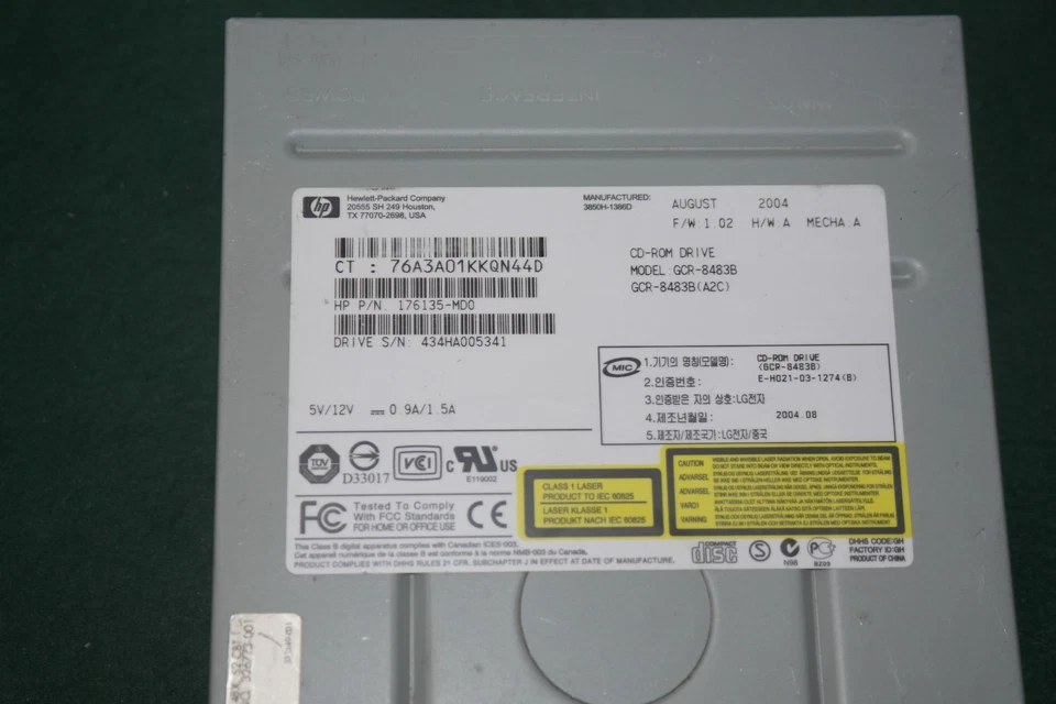 HP GCR-8483B CD-ROM DRIVE IDE PATA ATA ATAPI 5.25'' black working retro - Image 2 of 4
