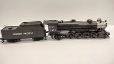 Trix 22803 HO Union Pacific 2494 USRA Light Mikado 2-8-2 DCC SOUND Locomotive UP