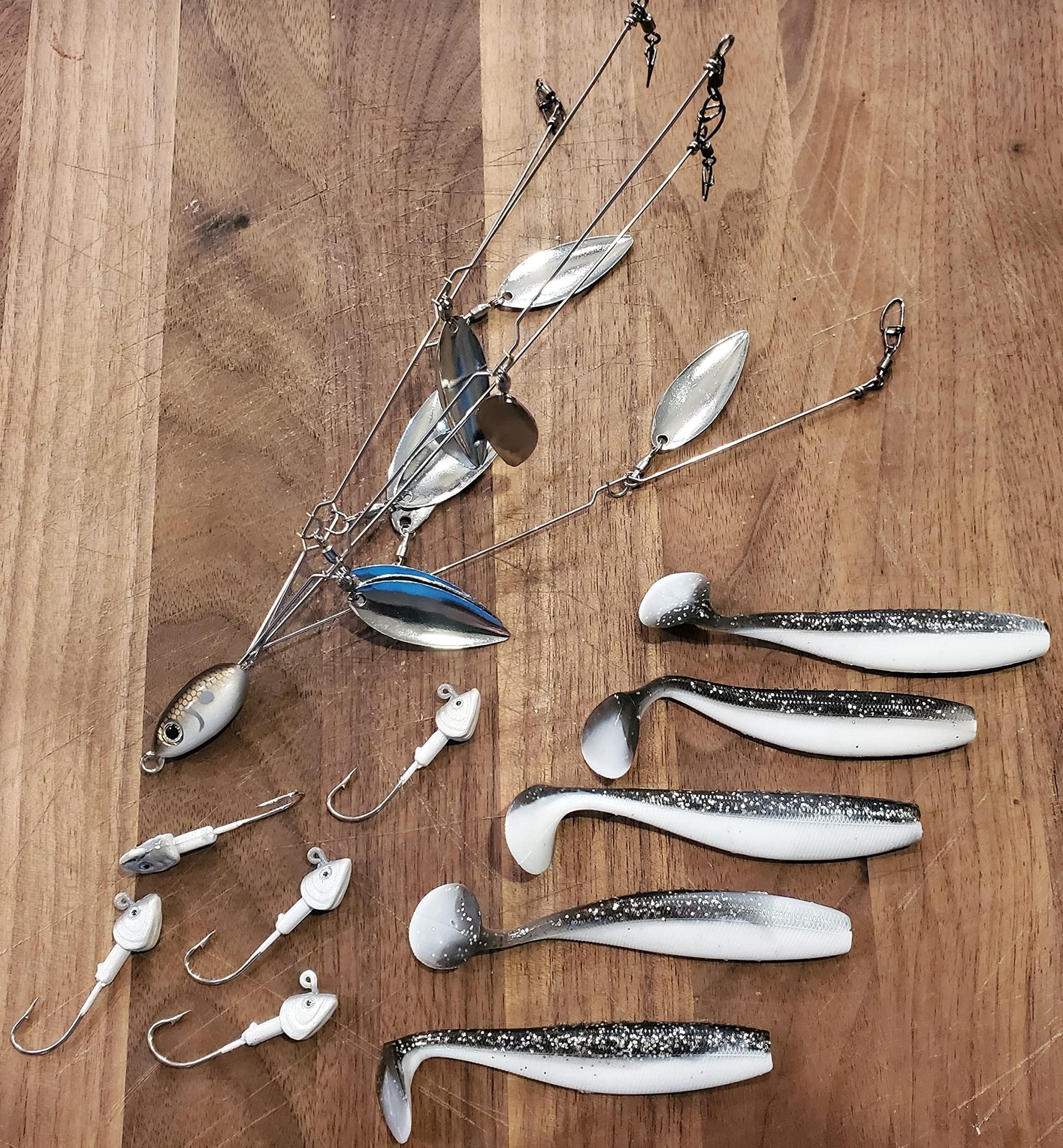 Fully Rigged 5 Arms 8 Bladed Umbrella Rig Bass Lure W/Swim Baits and Jig Head... - Image 4