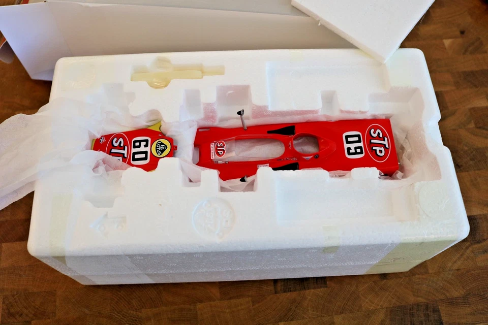 1/18 JOE LEONARD 1968 INDY 500 LOTUS 56 STP TURBINE TRUE SCALE MODEL 1:18 - Image 2 of 3