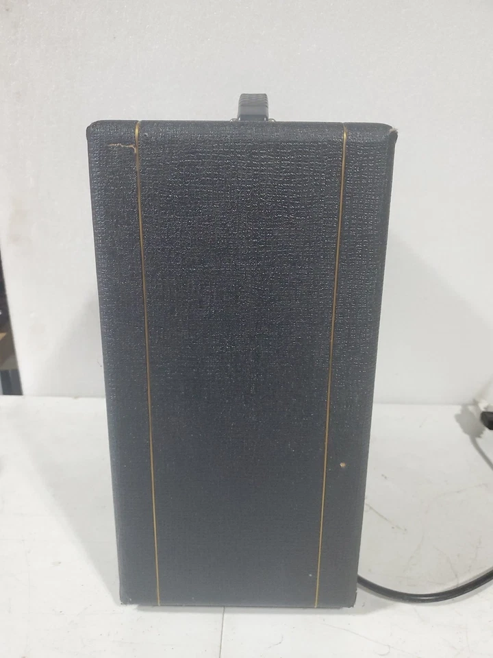 Vox Pathfinder V9158 Electric Guitar Amplifier  Works and Sounds Great!!! - Image 3 of 4