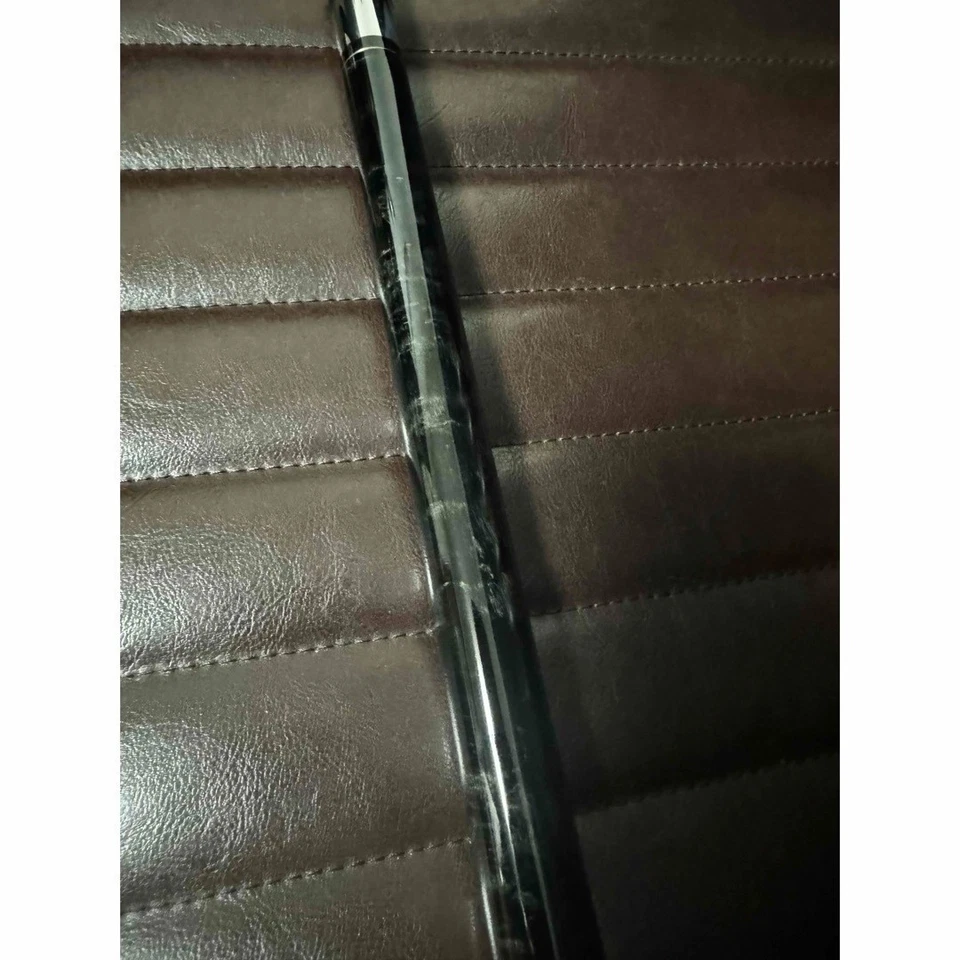 Taco de billar Mezz usado Foto 4 de 4