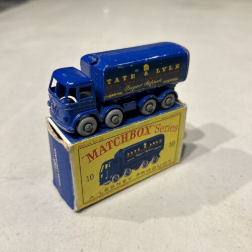 Vintage Lesney Matchbox #10 Sugar Container Truck GRAY WHEELS with Original Box - Picture 1 of 3