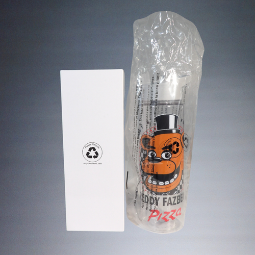 BIOWORLD FIVE NIGHTS AT FREDDYS FNAF FREDDY FAZBEAR PIZZA 24 FL OZ WATER BOTTLE - Picture 2 of 2