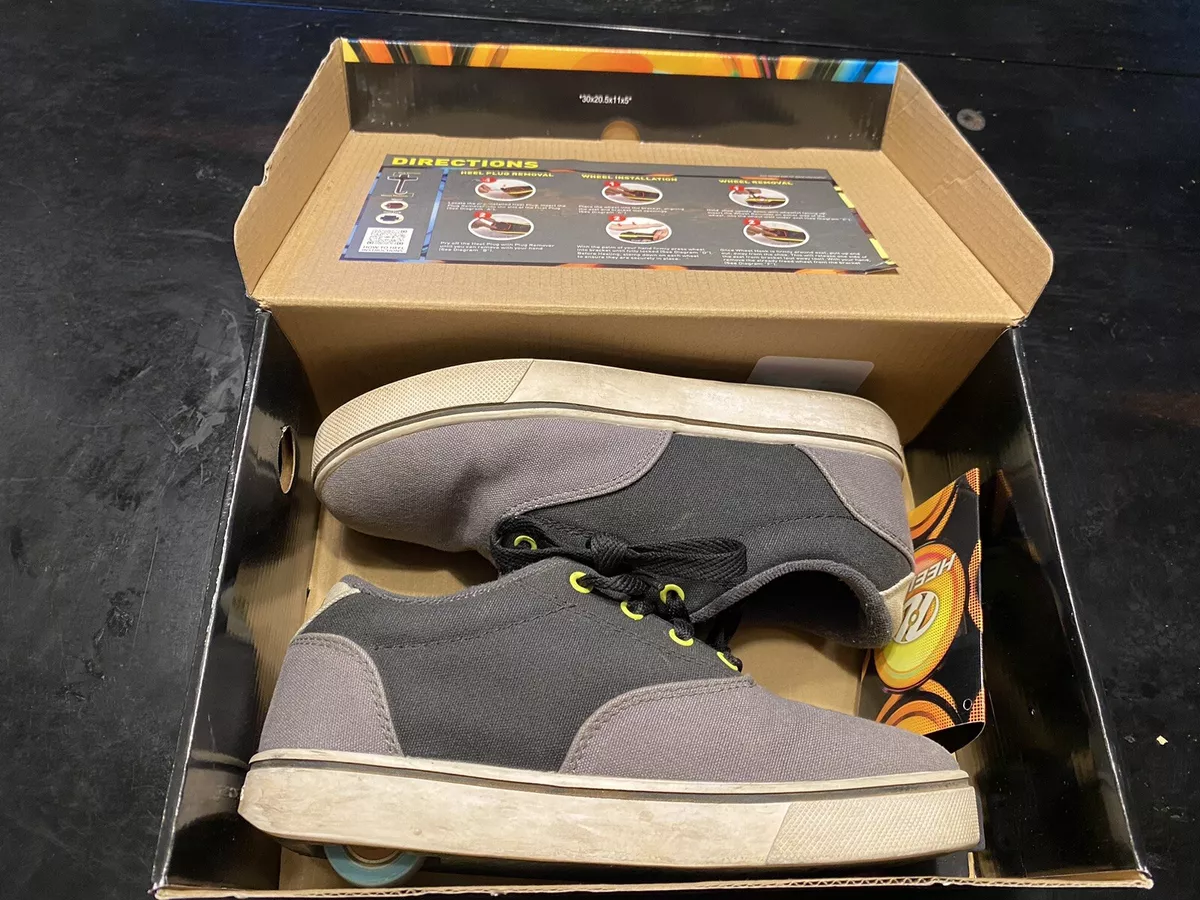 Heelys Youth Size 5 Gray In Box With Wheels Covers And Wheel