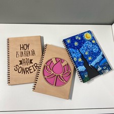 Libreta personalizada de tamaño A5.