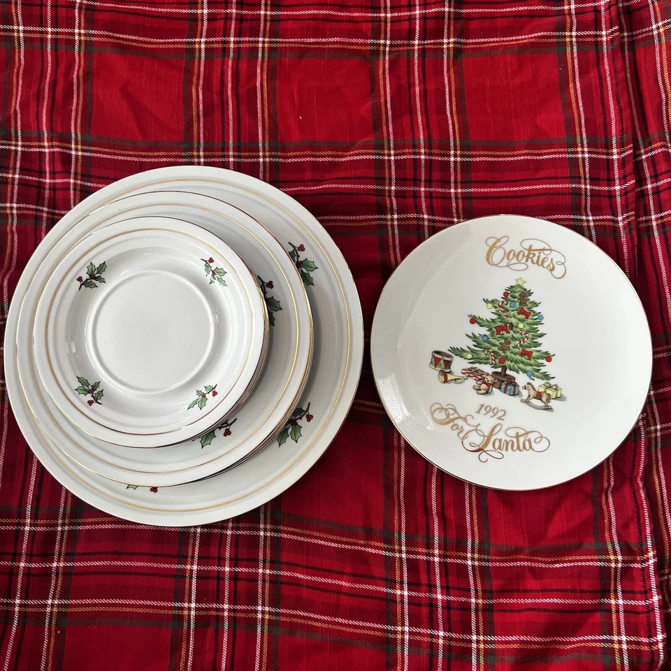 Juego de vajilla de árbol de Navidad Holiday Hostess 1992 con galletas para plato de Santa Foto 2 de 4