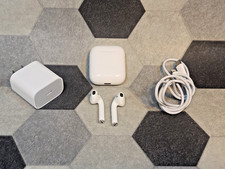 Apple AirPods 1st Gen with Charging Case A1722 A1523 A1602.