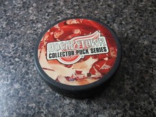 Detroit Red Wings Hockeytown Collector Series Puck 99-00 Signatures Hockey Puck