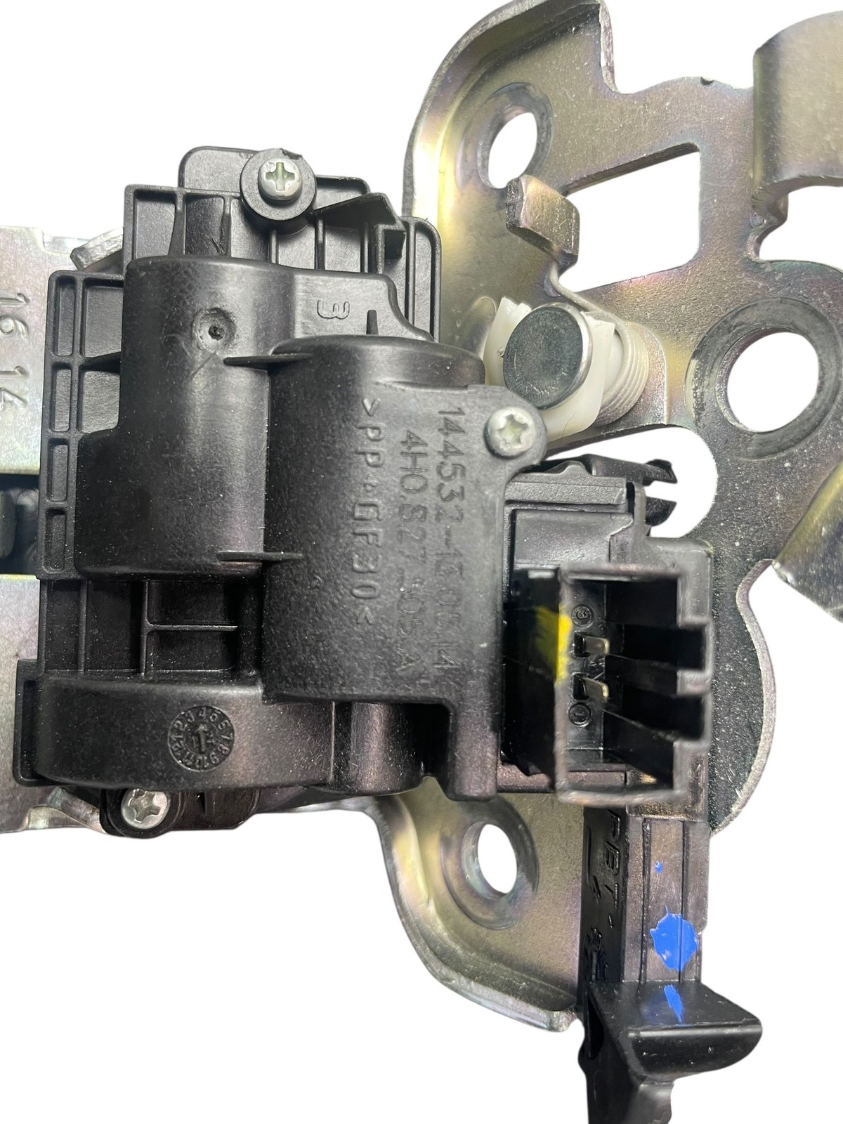 2013-2019 BENTLEY FLYING SPUR 4W 223B OEM REAR TRUNK LID LOCK LATCH ACTUATOR