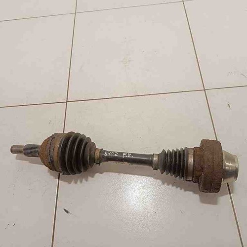 VW TOUAREG 7P5 Antriebswelle vorne links N0code 3.00 Diesel 2011 30354182