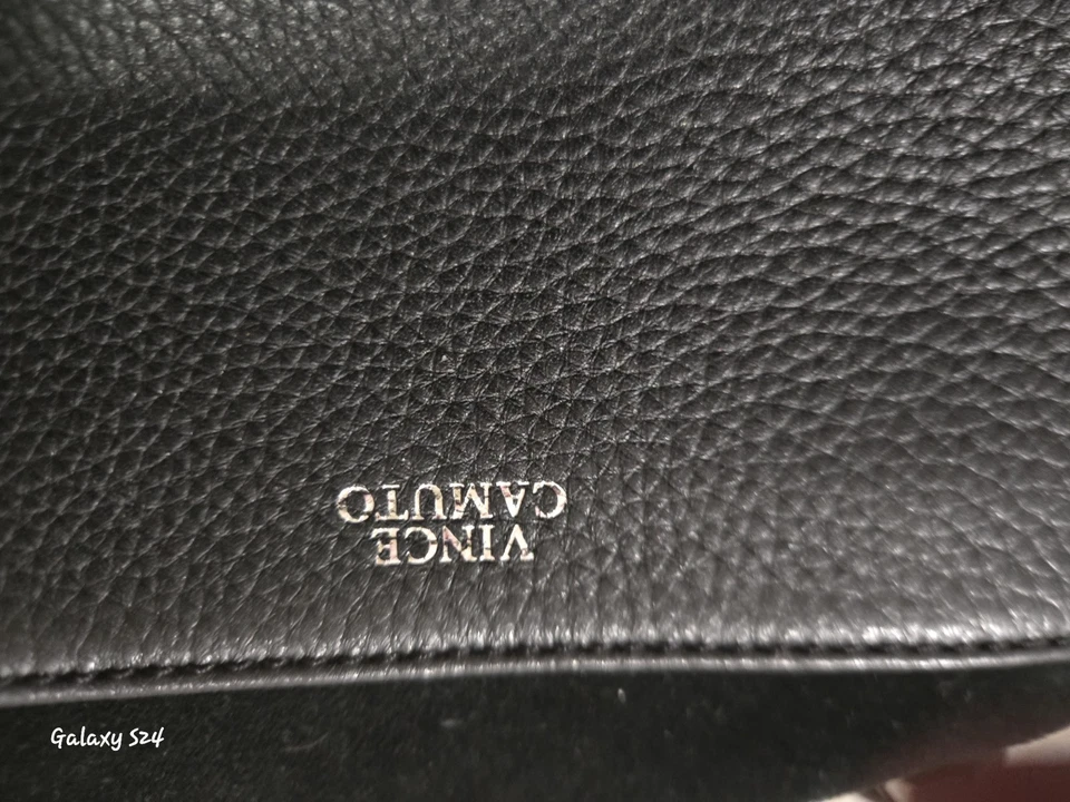 Bolsa Vince Camuto preta com franjas ocidentais - Imagem 4 de 4