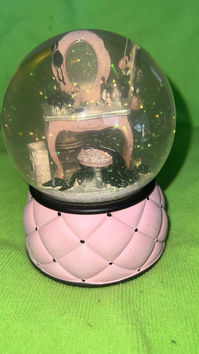 Victoria Secret Sankyo Musical Snow Globe “La Vie en Rose” Pink Wardrobe  Vanity