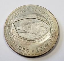 .684 oz 925 Silver Round - Men in Space - 1st Rendezvous - Danbury Mint - F7000 82.85 per troy oz