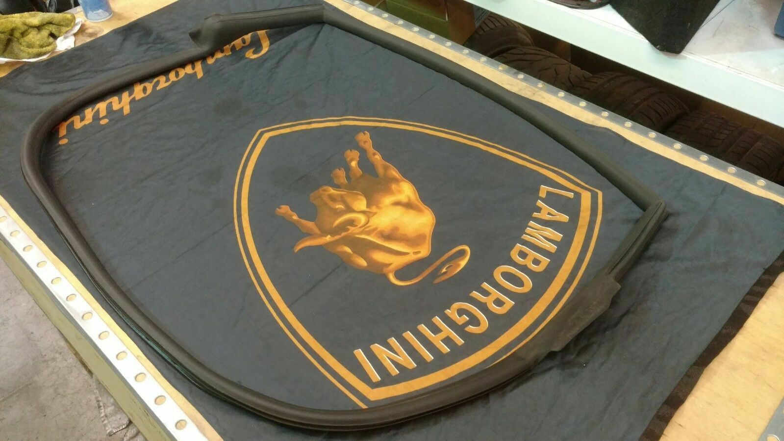 LAMBORGHINI GALLARDO LP560 PASSENGER RIGHT SIDE INNER GASKET SEAL OEM 400831708