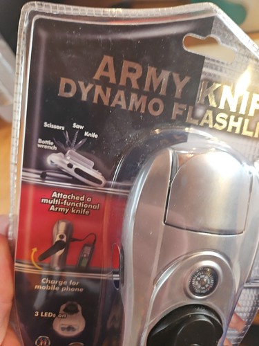 Army Knife Dynamo Flashlight: Cranking/Power, Charge Mobile Phone & Multi Knife - Picture 9 of 13