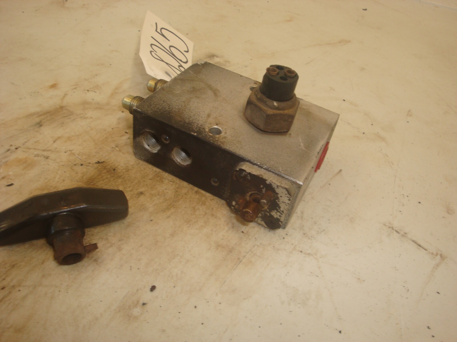1993 AGCO 8630 Tractor Brake Valve Block 72272376 | eBay
