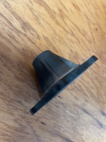 Land Rover Series III 3 transfer case mainshaft bearing 217478 and housing - Picture 2 of 4