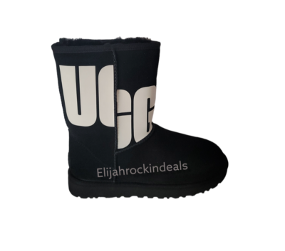 NEW WOMENS UGG CLASSIC SHORT II CHOPD BLACK LOGO BOOTS SIZE 8 | eBay