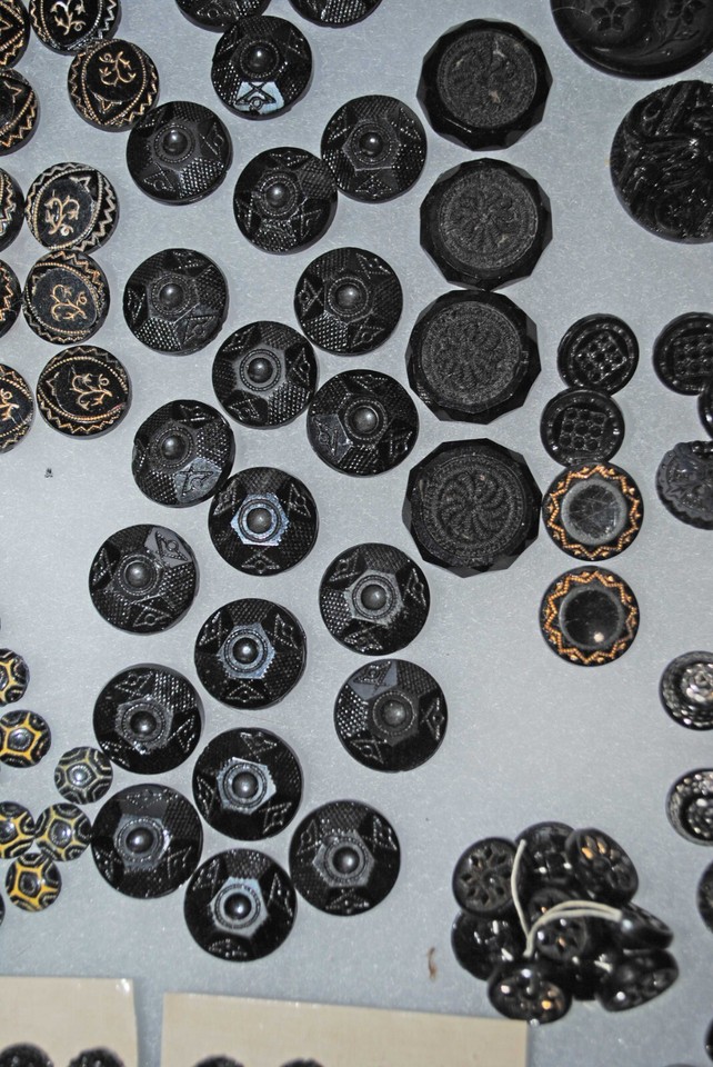 VICTORIAN FANCY BLACK GLASS BUTTONS IN VARIOUS SIZES AND PATTERNS eBay