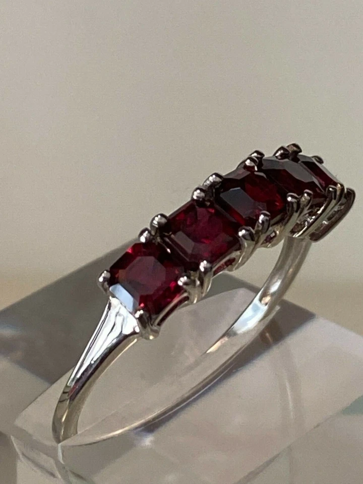 Asscher Cut Pyrope Garnet 5 Stone Ring in Platinum Over Sterling Silver (size 9) - Image 2 of 4
