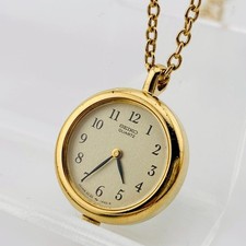 Seiko 2C20 0190 Pocket Watch Necklace Gold Quartz Timepiece Ready Now