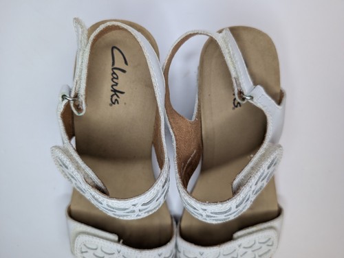 Clarks Collections Women's Sz 7M Leather Wedge White Slingback Sandals - Picture 6 of 11