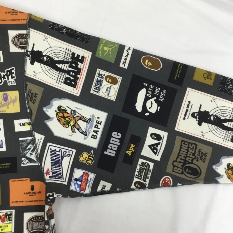 A BATHING APE (BAPE) Felpa con cappuccio manica lunga A Bathing Ape multi etichetta vestibilità rilassata