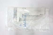 Smc VQC2300N-51 Pneumatic Solenoid Valve 0.7mpa