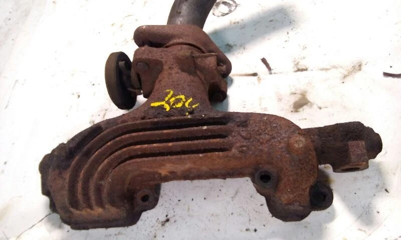 88-91 Dodge 100 150 250 Pickup Passenger Exhaust Manifold 6-239 3.9 Liter - Image 2 of 3