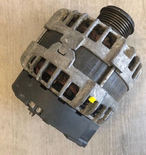 VW Audi Skoda 2.0 TDI Lichtmaschine Drehstromgenerator 03L903024F