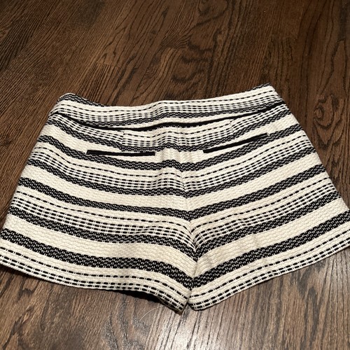 LOFT Women's Riviera Striped Print Shorts Textured Size 6 Cream Black Weave NWT - Picture 4 of 5