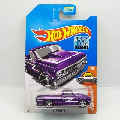 ホットウィール、'67 CHEVY C10 スーパートレジャーハント HOT WHEELS 2017 SUPER TREASURE HUNT '67 CHEVY C10 FACTORY SEALED