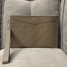 Louis Vuitton Monogram Cream Zip Wristlet Pou...