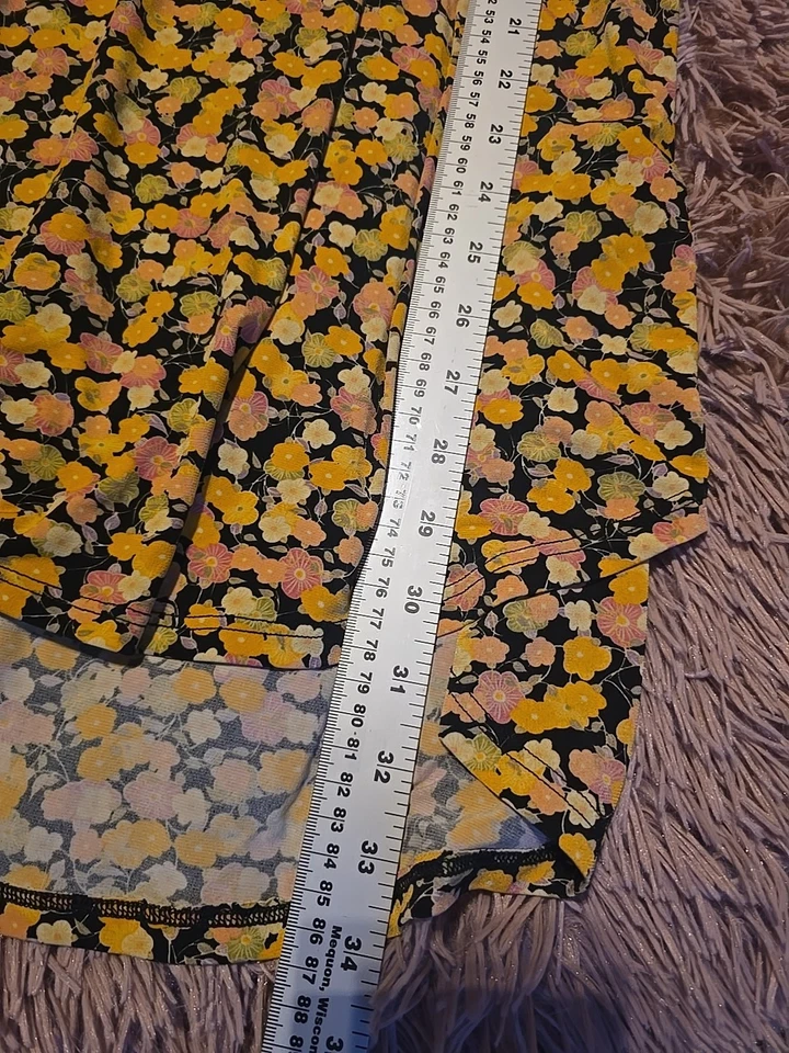 Vestido floral manga corta LuLaRoe para niñas talla 12 Foto 3 de 4