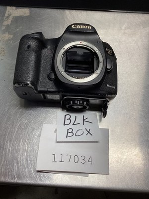 Canon DS126321 EOS 5D Mark III Digital SLR Camera 22.3 MP HD Full