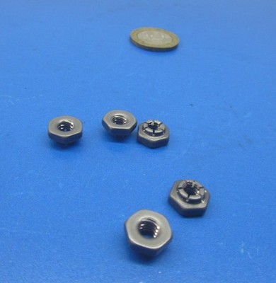 Stainless Steel, Expanding Flex Loc Hex Nut RH, 10-32 x 3/8'' W x 1/4'' H, 10 Pc