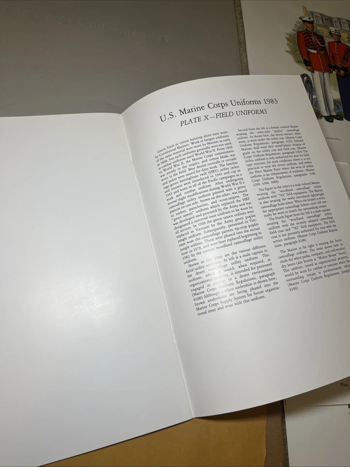 RARO 1983 USMC ORIGINAL Uniforme Placas Impresiones con Estuche OFICIAL y Libro Difícil de Encontrar ¡Marines! Foto 3 de 4