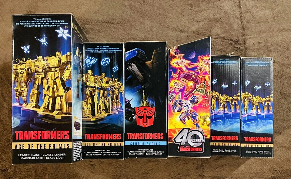 Transformers Legacy, AoP, TF One Deluxe, Voyager, and Leader Action Figure Lot - Image 4 of 4