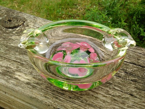VTG SIGNED Joe St Clair Glass Ashtray Paperweight Bubbles Pink Flowers
