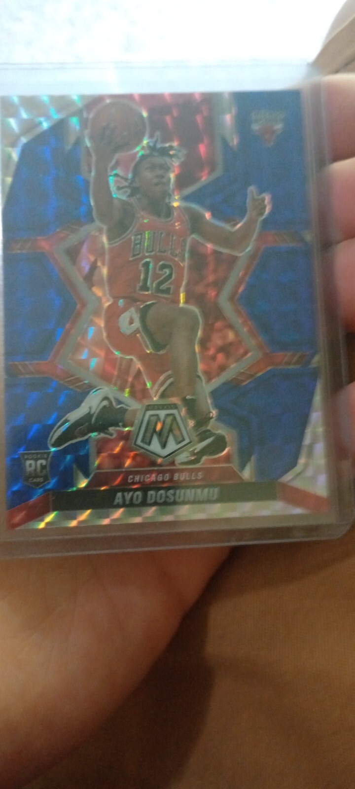 Ayo Dosunmu 2021-22 Panini Mosaic /99 Blue Mosaic #233 Rookie RC E27