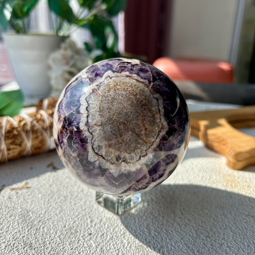 860g A64 85mm Natural Dream Amethyst Quartz Crystal Sphere Ball Healing - Picture 5 of 13