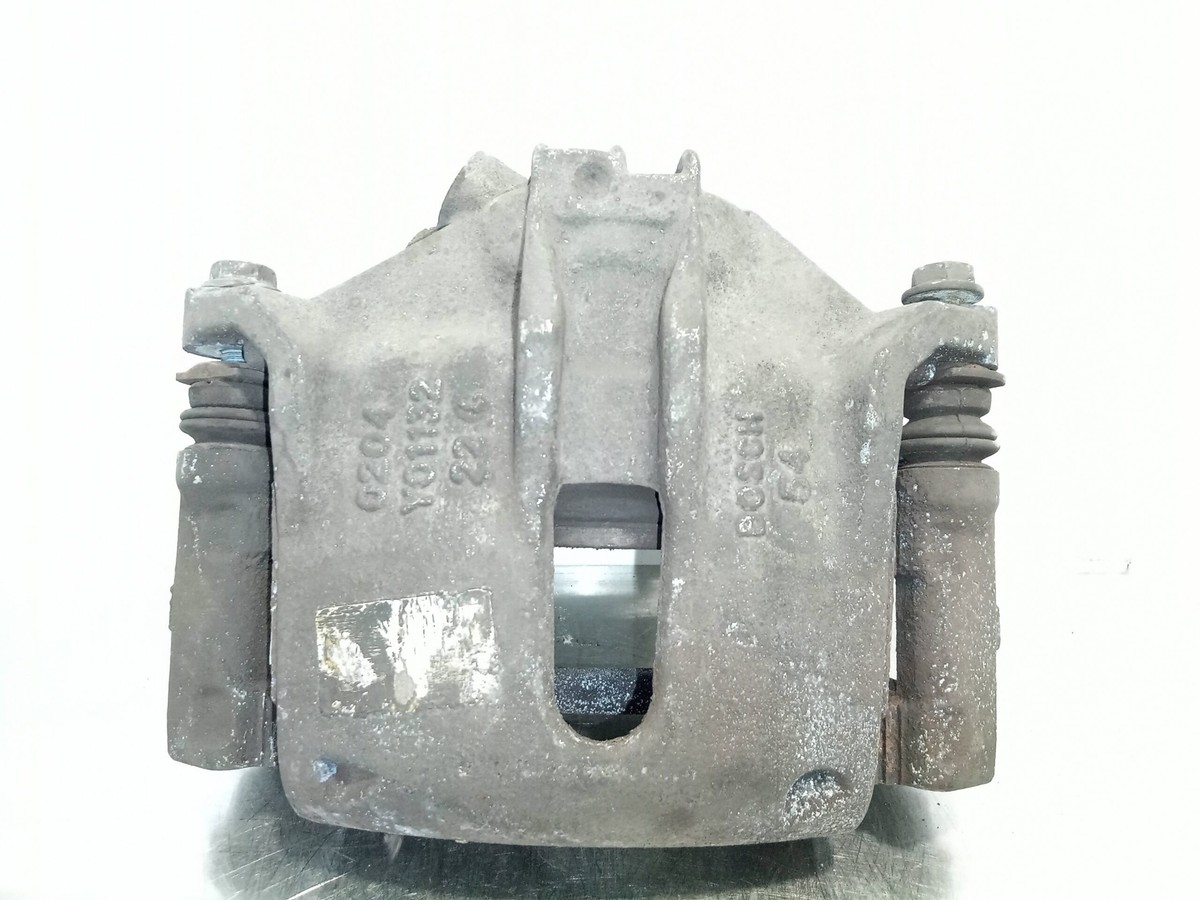 0204Y01132 - 22G - 54 FRONT RIGHT BRAKE CALIPER / 0204Y01132 - 22G 