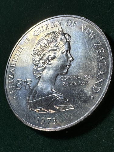 NEW ZEALAND 1978 COPPER NICKEL Coin $ 1 Coronation of Elisabeth II - Picture 2 of 9