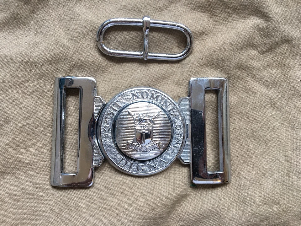 Original Rhodesian Light Infantry RLI Army Collars & Dress Belt Buckle Set UDI - Image 2 of 4