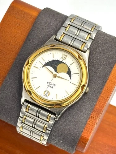 vintage seiko alba 30mm Men Quartz Watch V338-6B10 Moonphase New Battery -f722