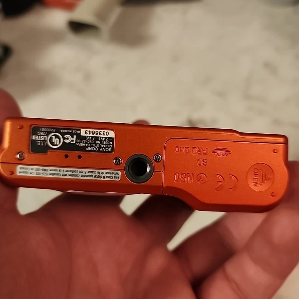 Sony Cyber Shot DSC-S2100 12.1MP Digital Camera Orange FOR PARTS OR REPAIR READ - Image 3 of 4